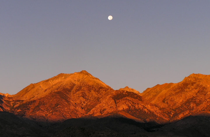 Pohoří Sierra Nevada - při západu slunce