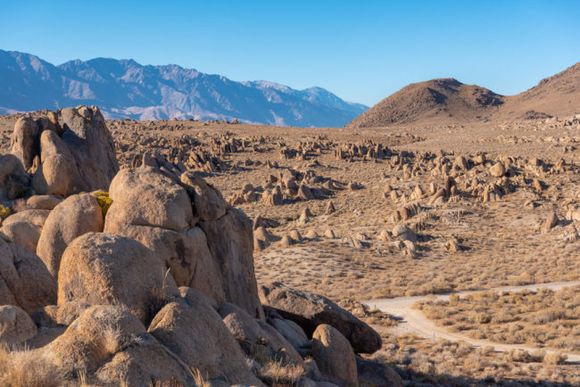 Skály Alabama Hills - Sierra Nevada