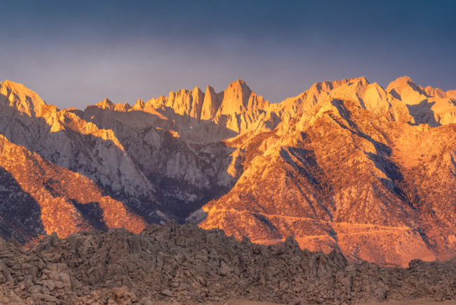 Východ slunce - Alabama Hills, Mt. Whitney