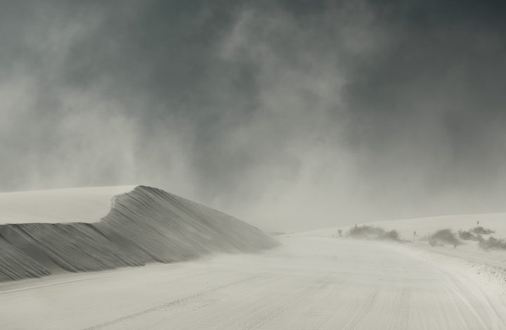 White Sands - písečná bouře