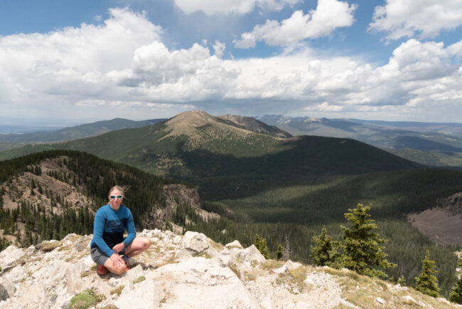 Na vrcholu Lake Peak - v pozadí Santa Fe Baldy